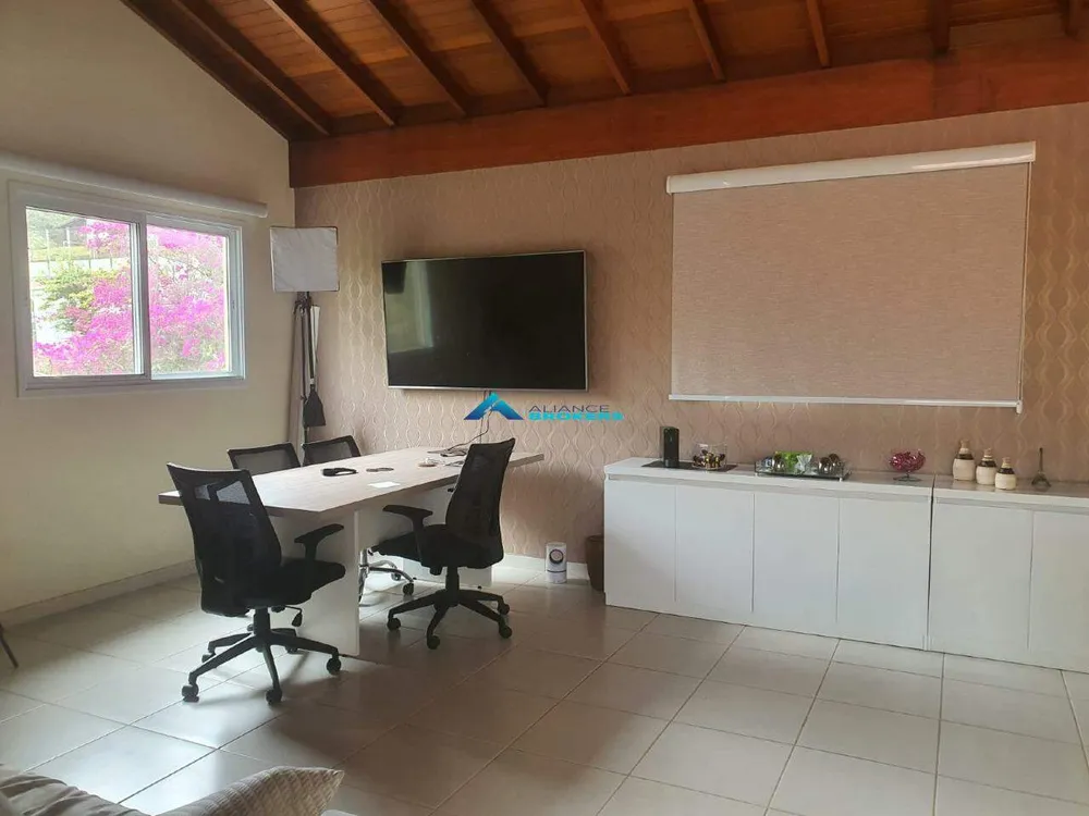Chácara, 4 quartos, 3600 m² - Foto 1