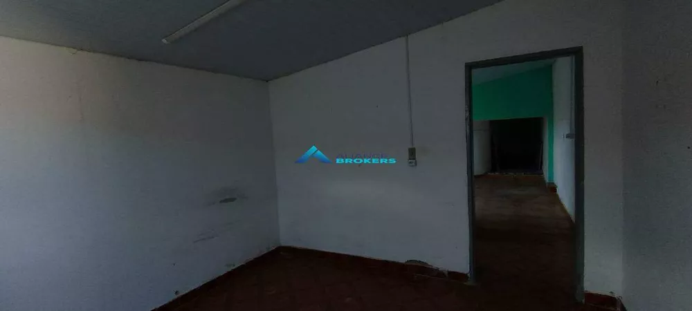 Casa à venda com 2 quartos, 128m² - Foto 3