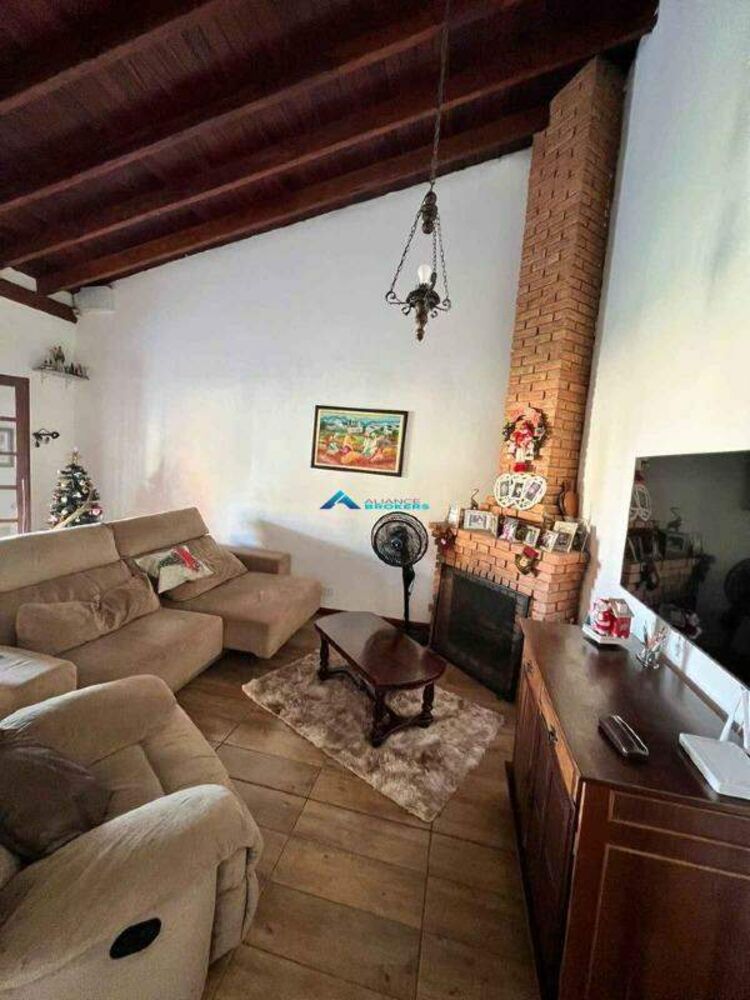 Chácara, 8 quartos, 5000 m² - Foto 9