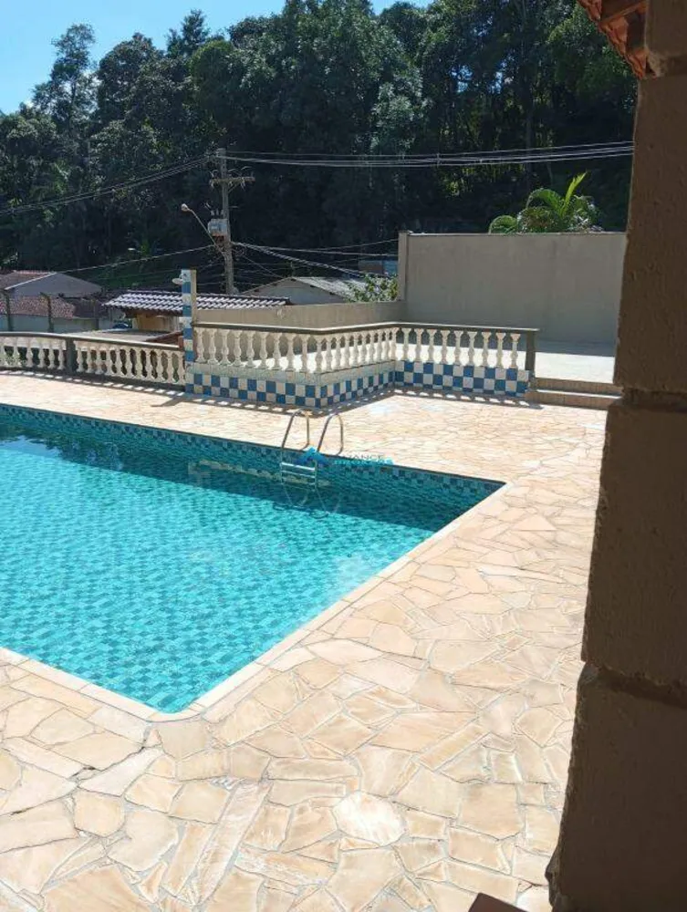Chácara, 4 quartos, 1591 m² - Foto 3