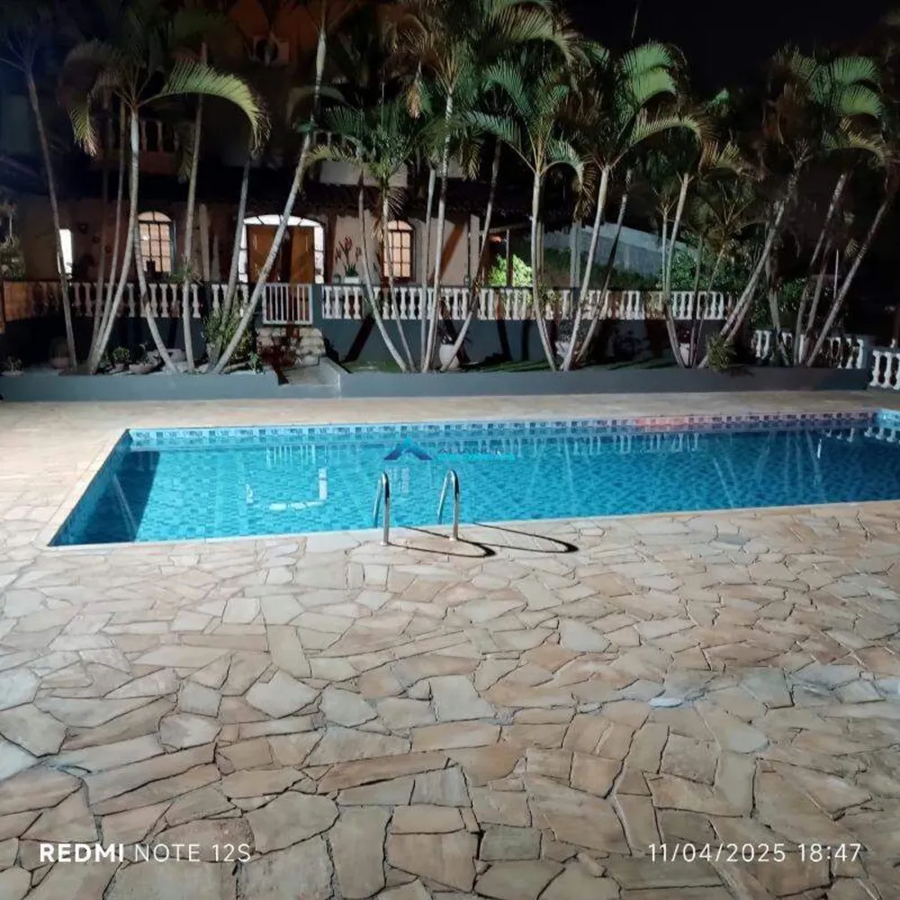 Chácara, 4 quartos, 1591 m² - Foto 5