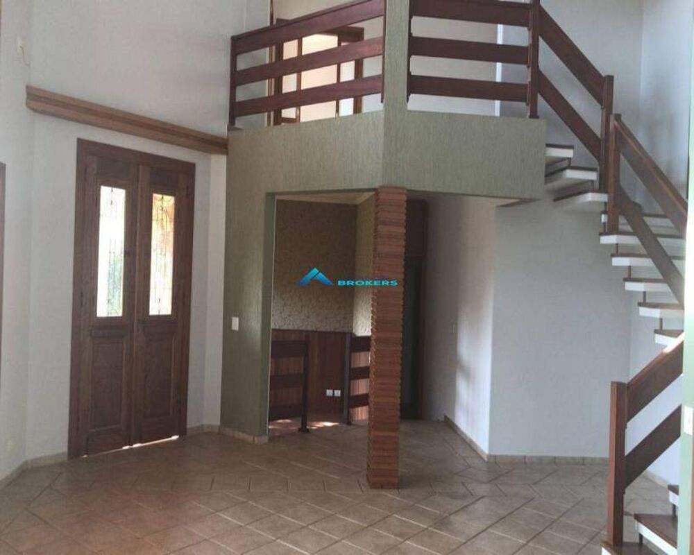 Casa para alugar com 3 quartos, 505m² - Foto 8