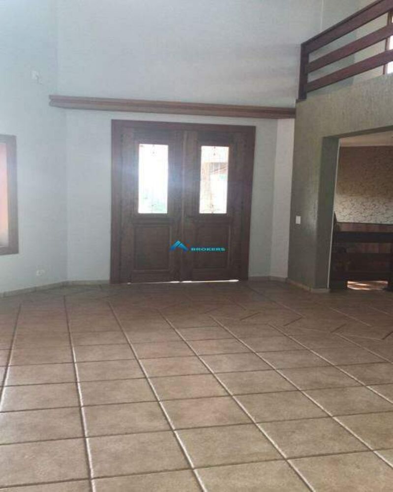 Casa para alugar com 3 quartos, 505m² - Foto 7