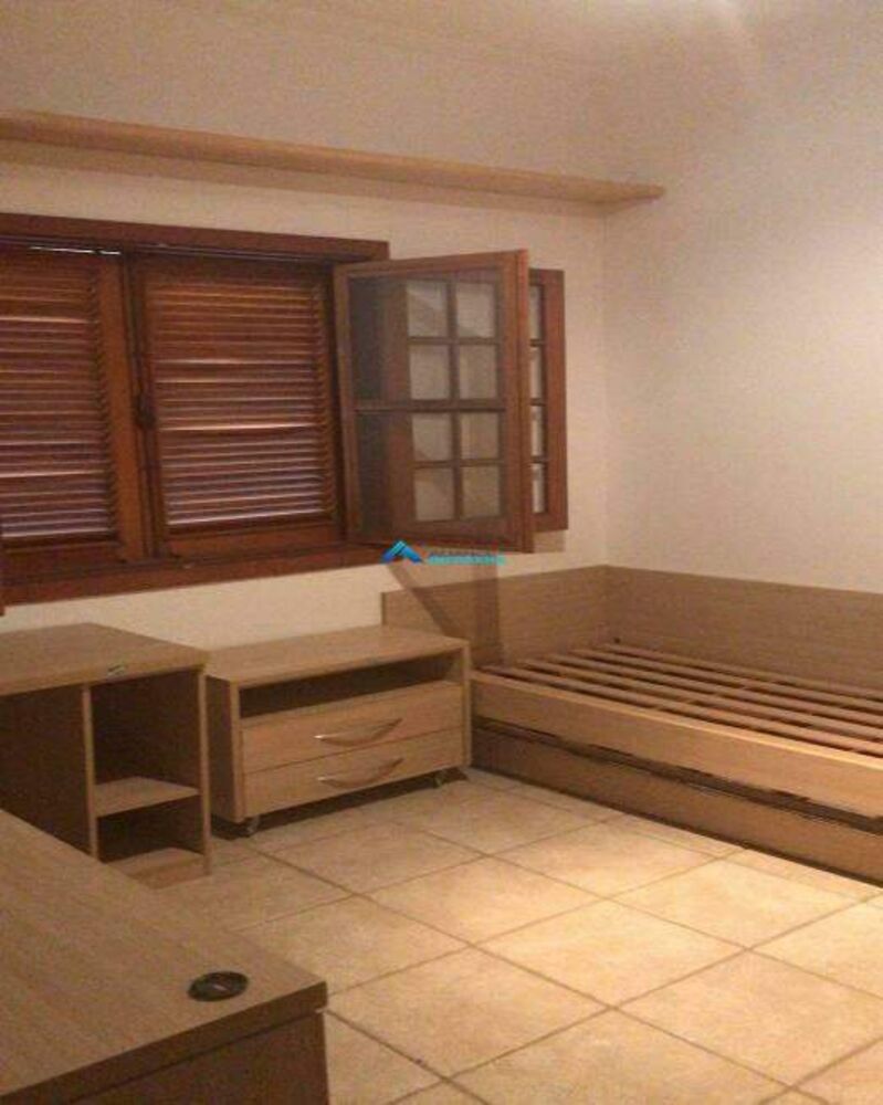 Casa para alugar com 3 quartos, 505m² - Foto 15