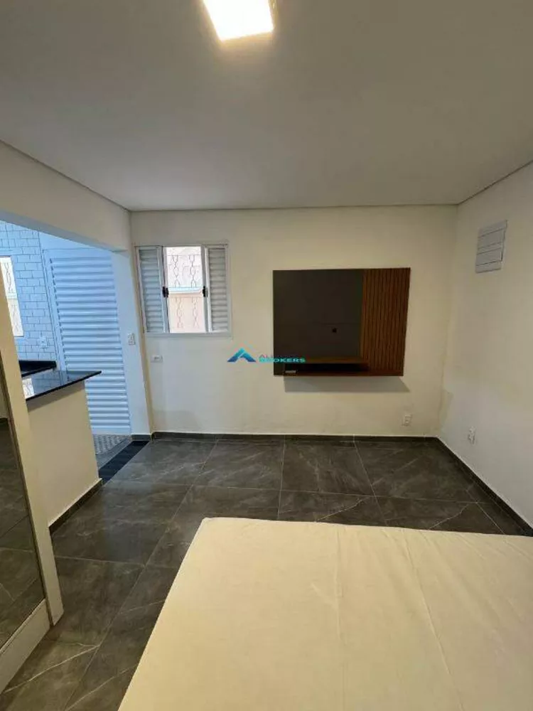 Casa à venda com 2 quartos, 100m² - Foto 2