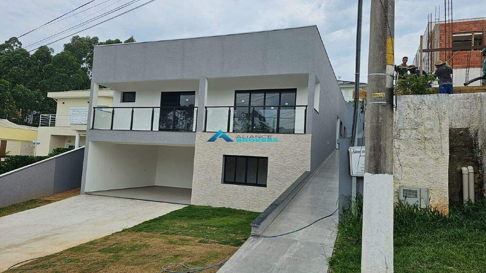 Casa de Condomínio à venda com 3 quartos, 278m² - Foto 1
