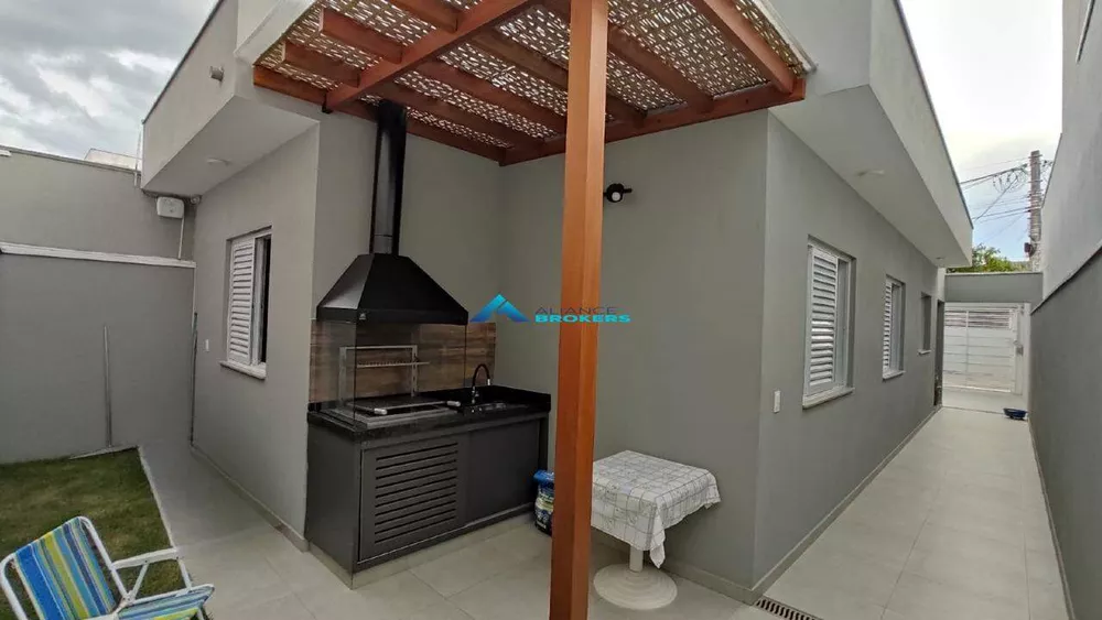 Casa à venda com 3 quartos, 75m² - Foto 3