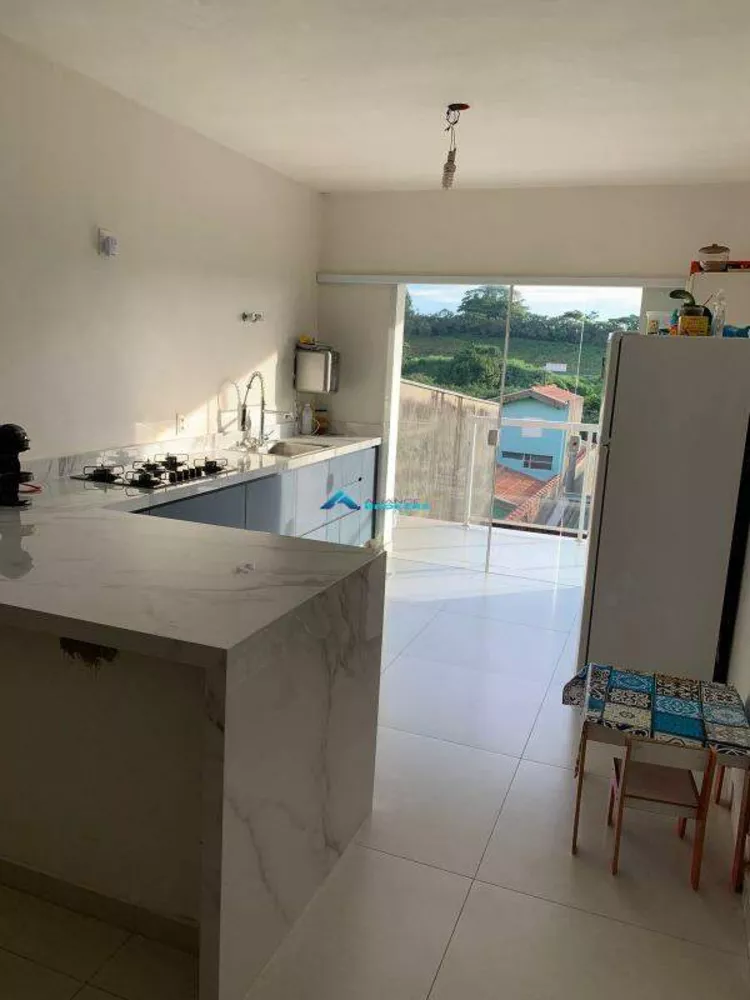 Casa, 3 quartos, 163 m² - Foto 3