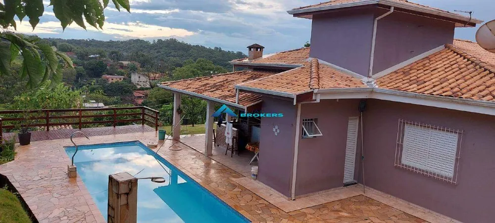 Chácara, 3 quartos, 1100 m² - Foto 1