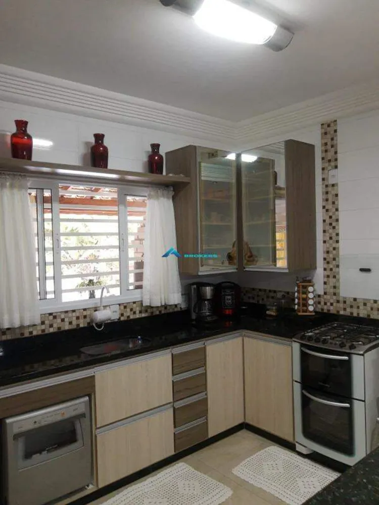 Chácara, 3 quartos, 1100 m² - Foto 4
