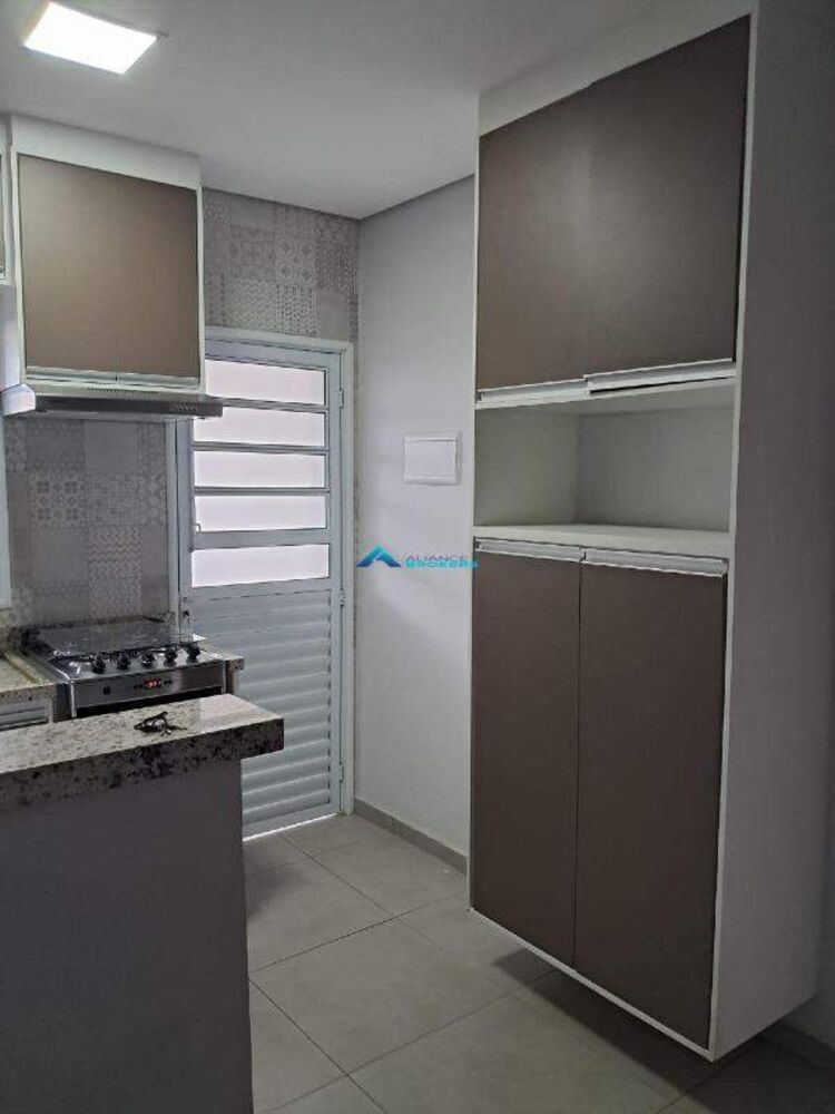 Casa à venda com 2 quartos, 146m² - Foto 7