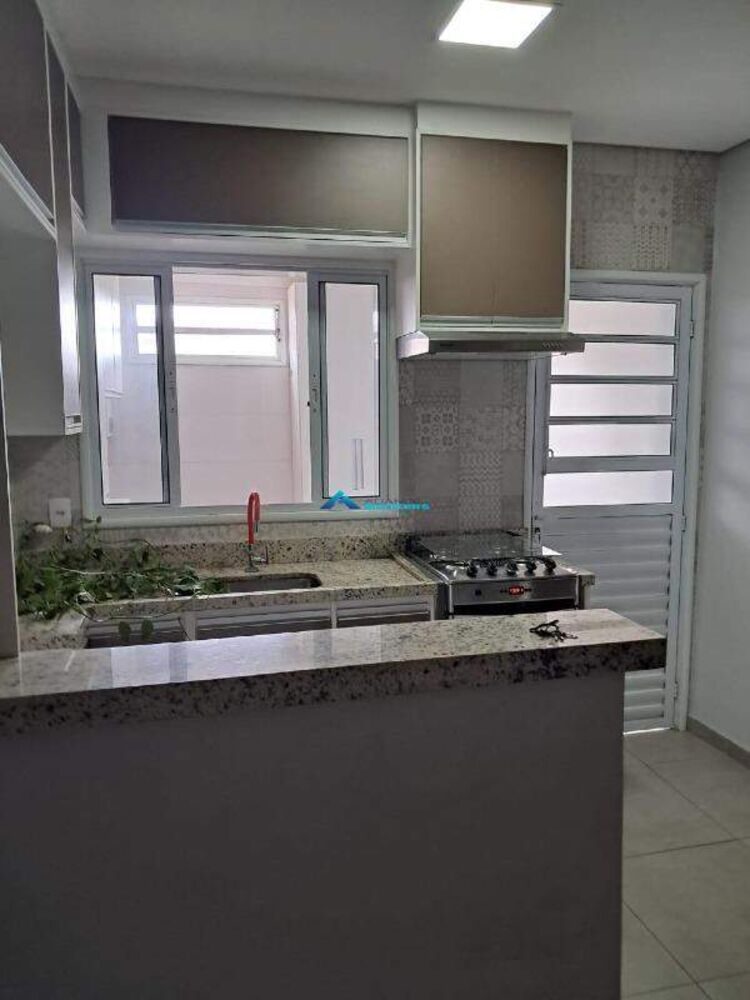 Casa à venda com 2 quartos, 146m² - Foto 17