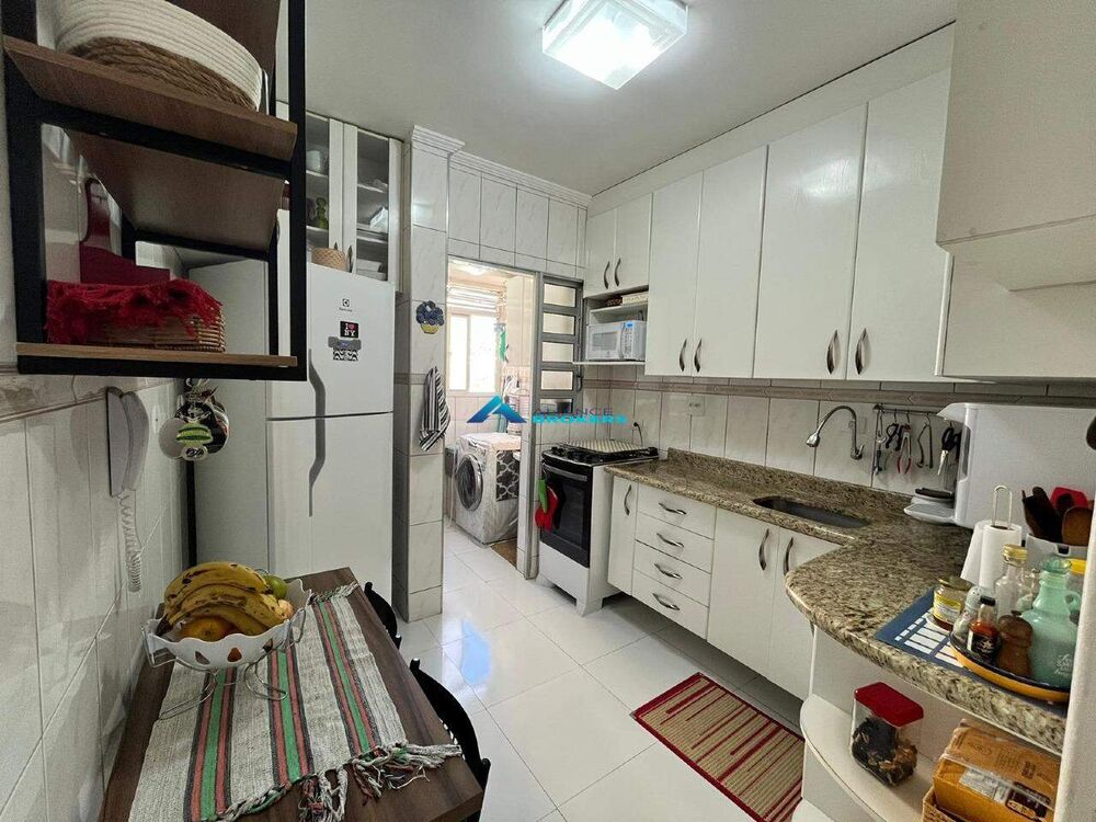 Apartamento à venda com 3 quartos, 75m² - Foto 6
