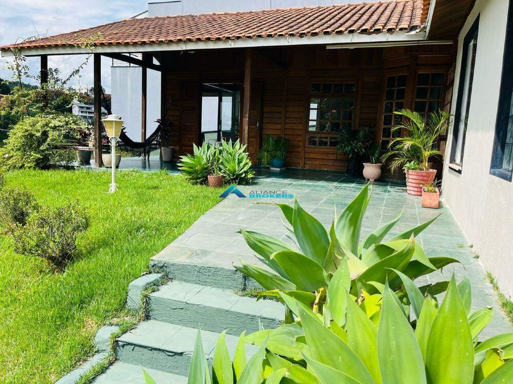 Casa de Condomínio para alugar com 2 quartos, 150m² - Foto 11