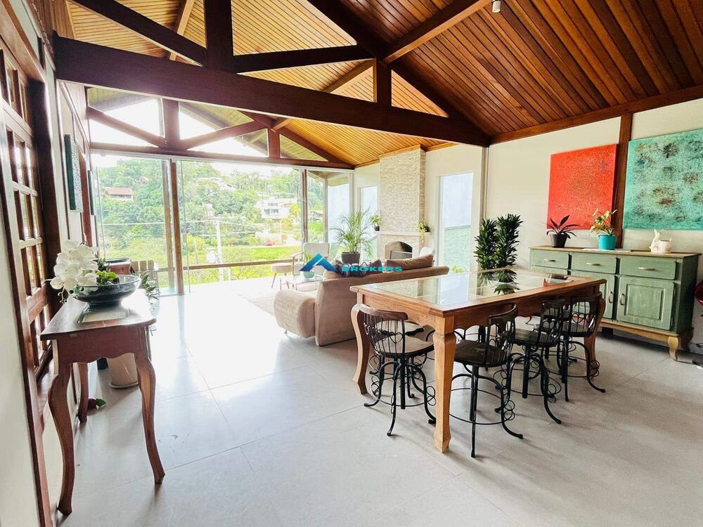 Casa de Condomínio para alugar com 2 quartos, 150m² - Foto 7