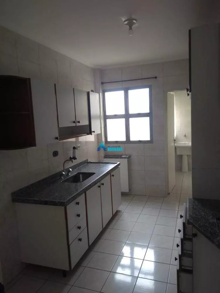 Apartamento à venda com 2 quartos, 79m² - Foto 3