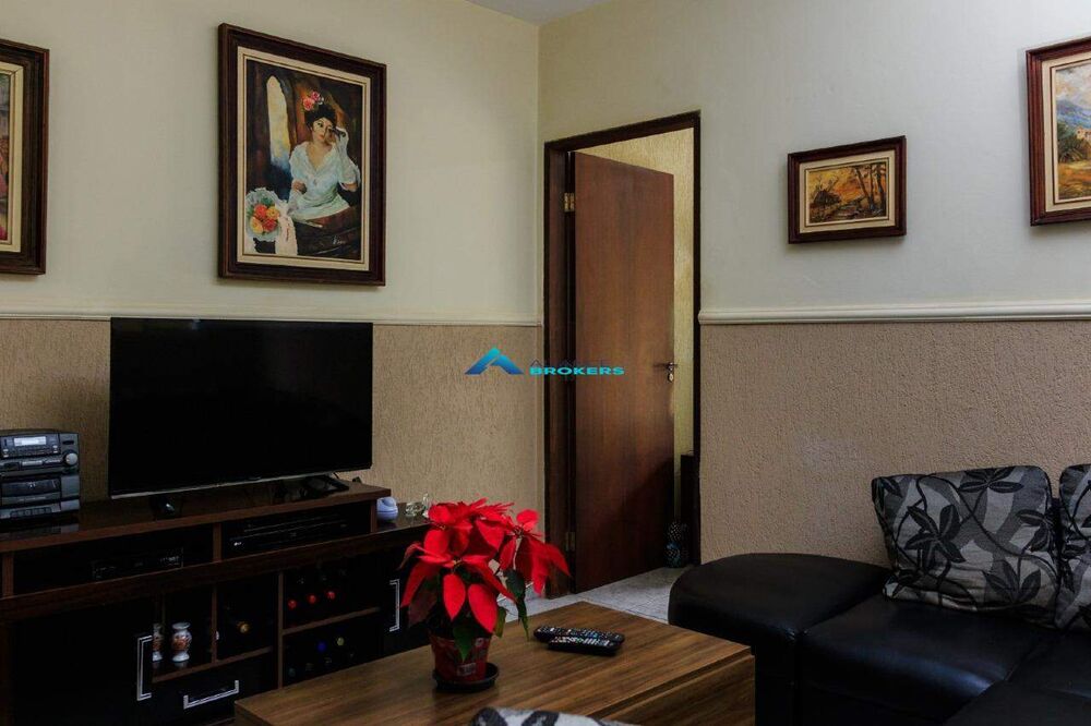 Casa à venda com 3 quartos, 130m² - Foto 7