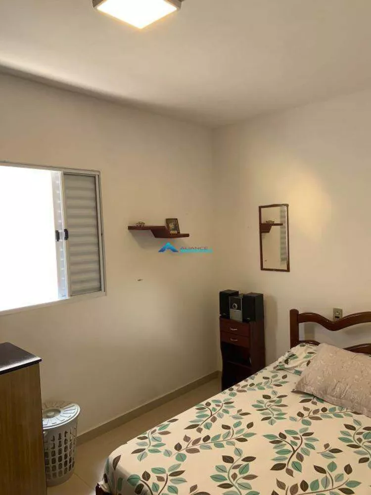 Casa à venda com 3 quartos, 149m² - Foto 4