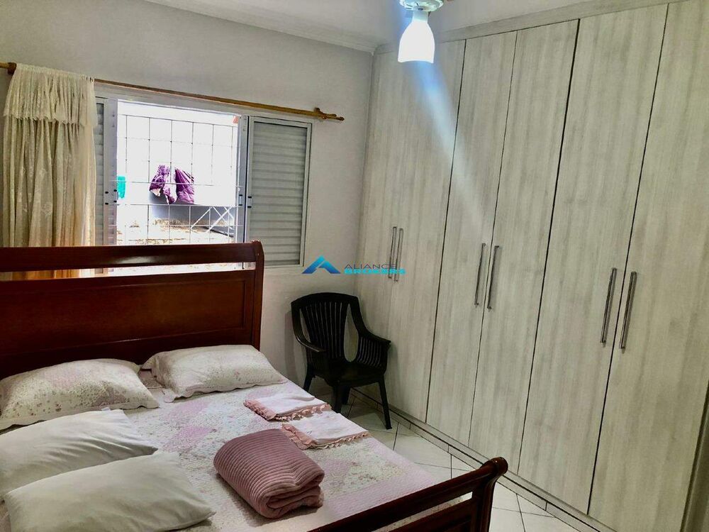 Casa, 2 quartos, 199 m² - Foto 17