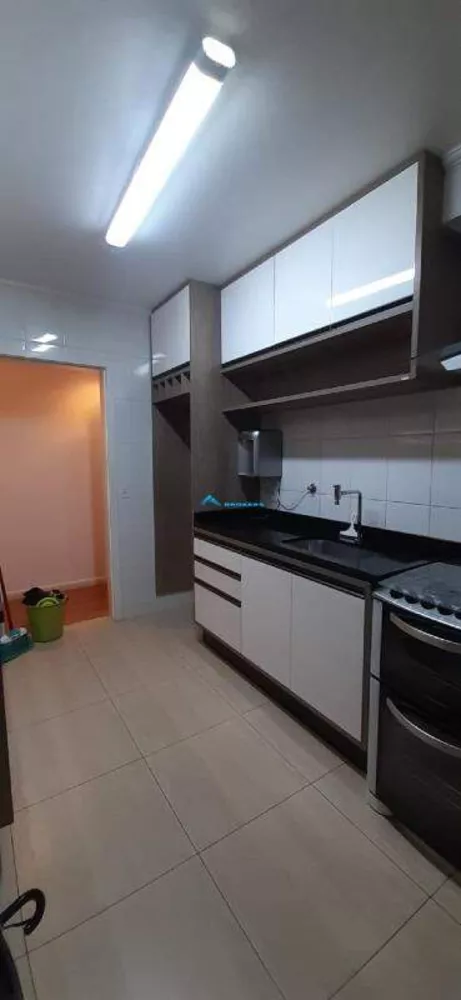 Apartamento à venda com 2 quartos, 74m² - Foto 2