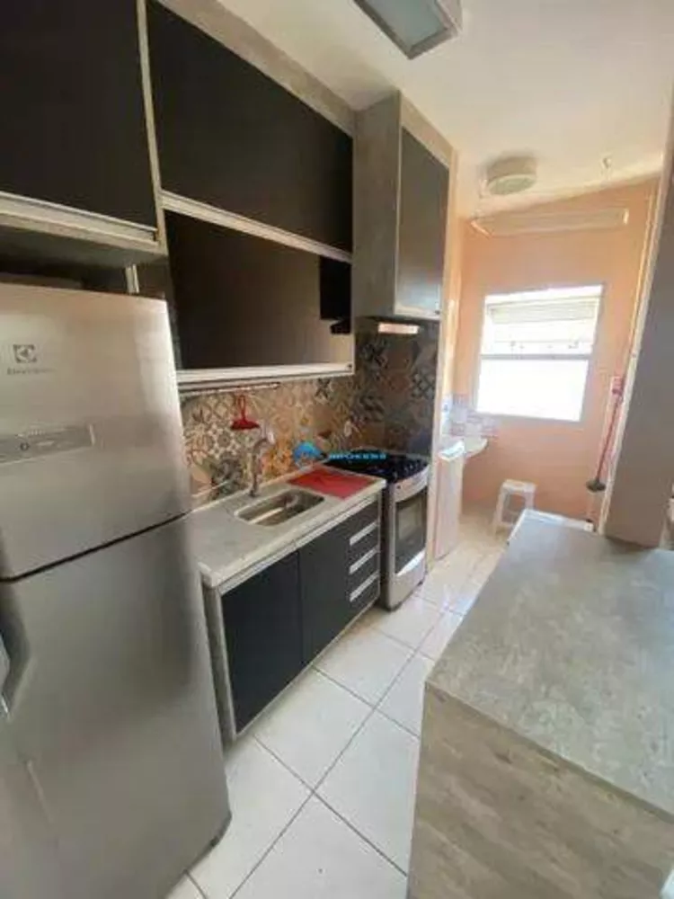 Apartamento à venda com 2 quartos, 46m² - Foto 3