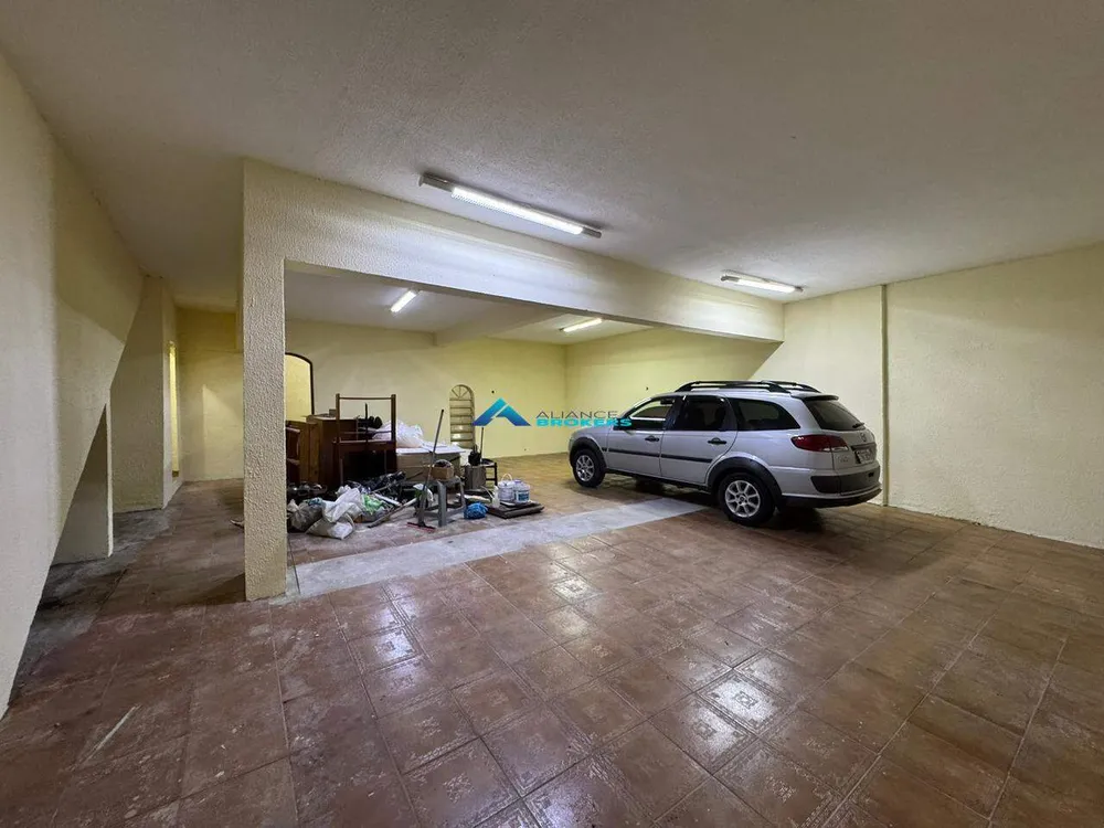 Casa, 3 quartos, 295 m² - Foto 2