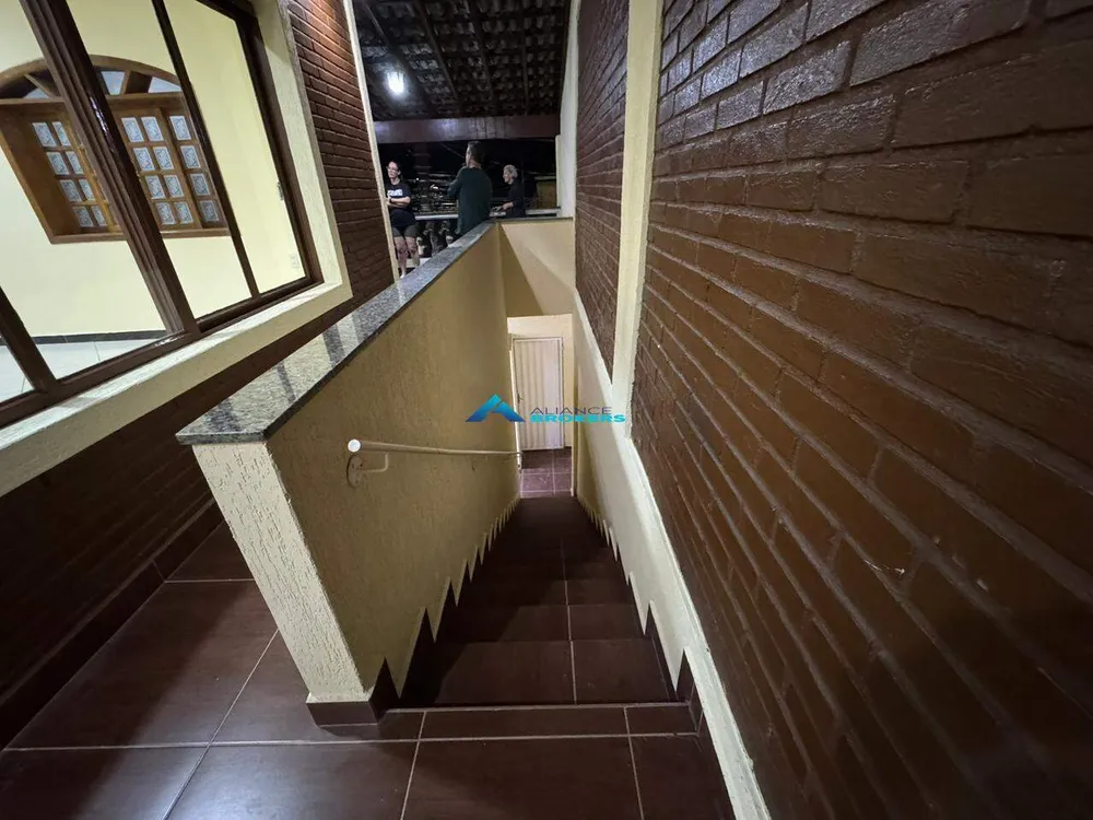 Casa, 3 quartos, 295 m² - Foto 4