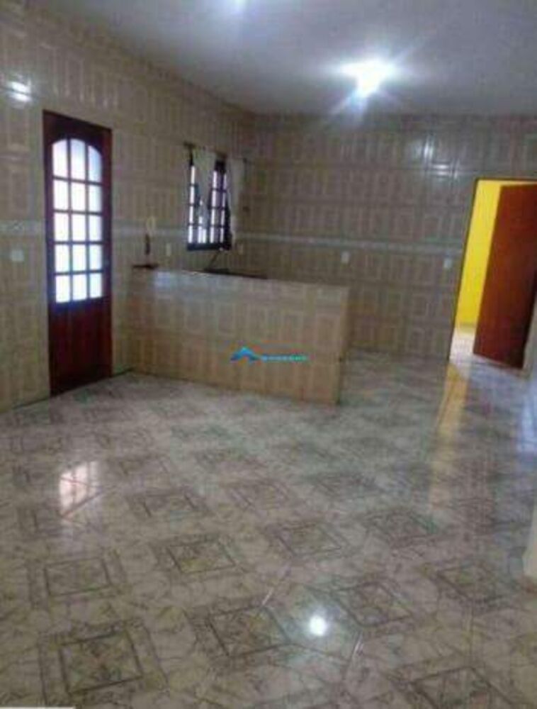 Casa à venda com 4 quartos, 180m² - Foto 19