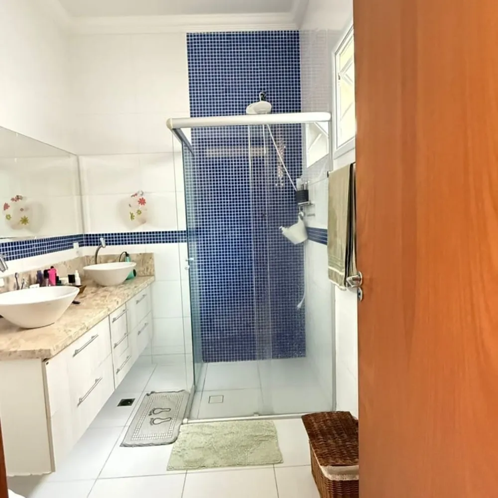 Casa, 3 quartos, 204 m² - Foto 1
