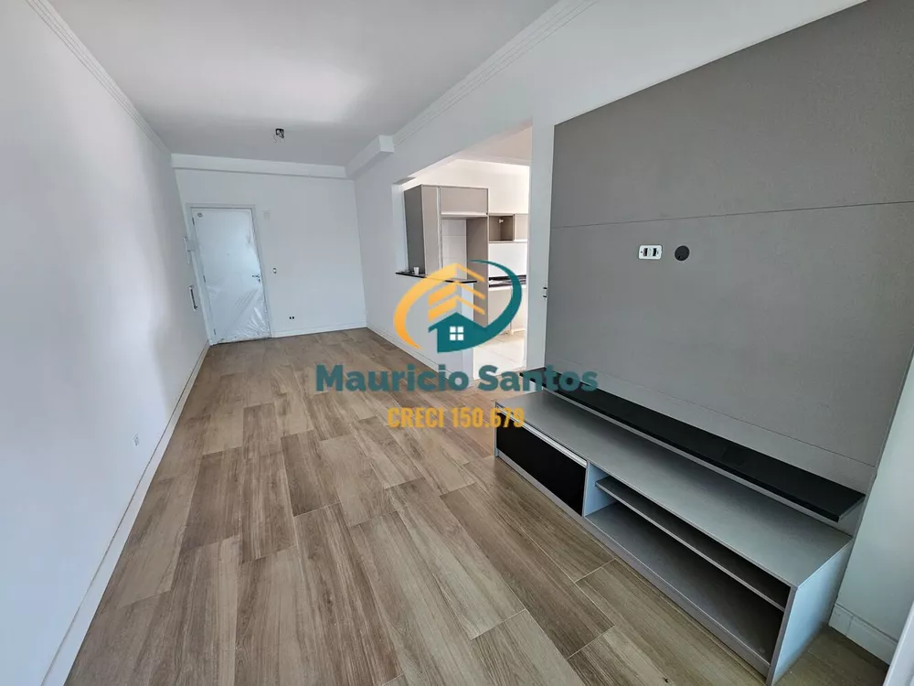 Apartamento à venda com 2 quartos, 81m² - Foto 3