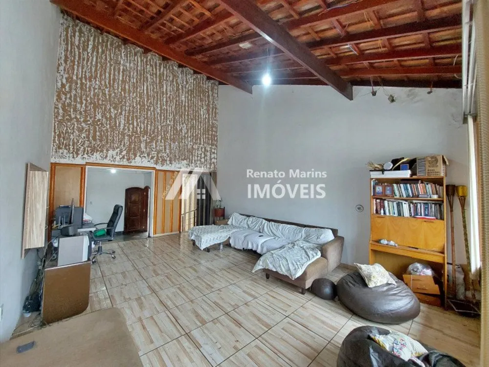 Casa, 3 quartos, 232 m² - Foto 1