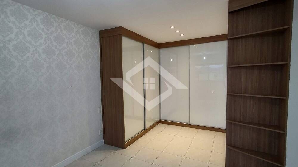 Cobertura, 3 quartos, 133 m² - Foto 2