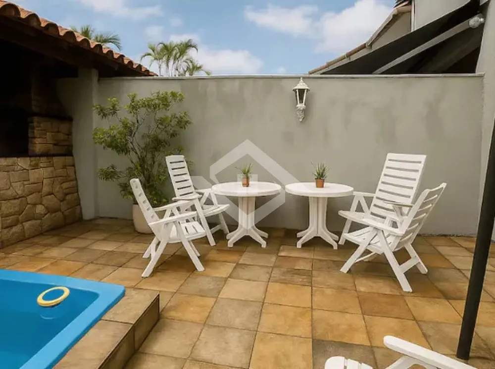 Casa, 5 quartos, 144 m² - Foto 3