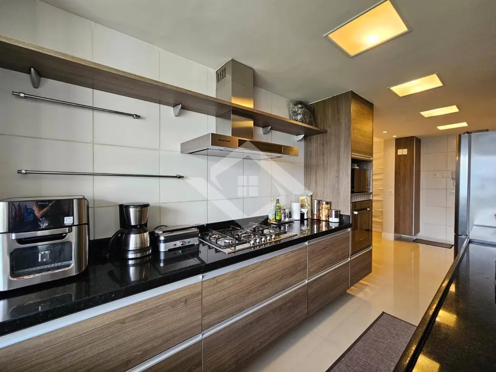Apartamento, 3 quartos, 145 m² - Foto 1