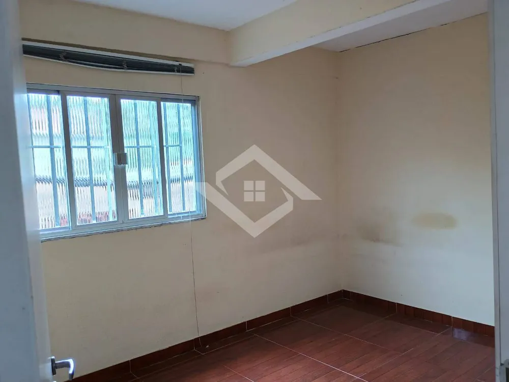 Casa, 5 quartos, 250 m² - Foto 4