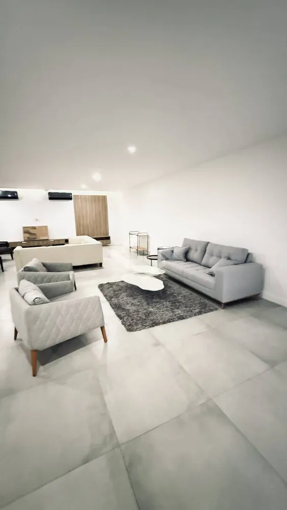 Casa, 5 quartos, 768 m² - Foto 1