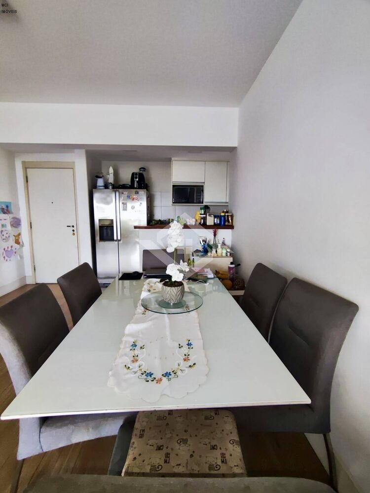 Apartamento à venda com 3 quartos, 97m² - Foto 8