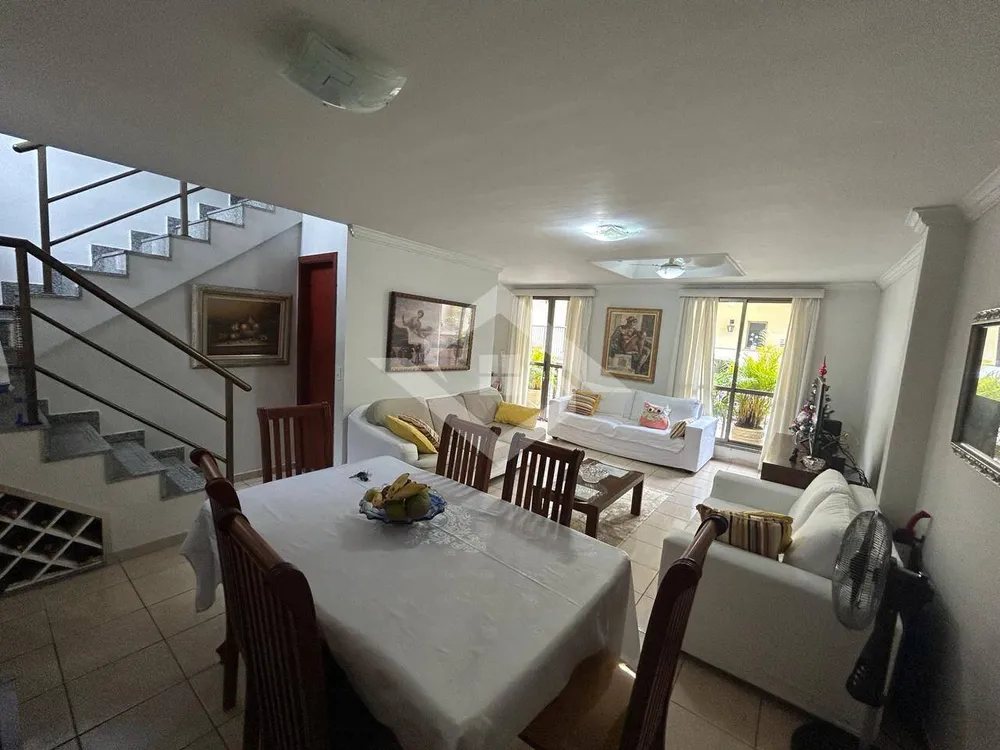 Casa, 4 quartos, 169 m² - Foto 1