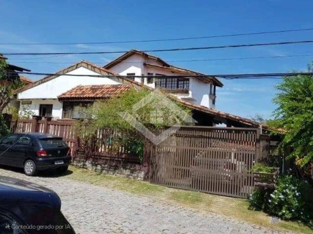 Casa à venda com 7 quartos, 410m² - Foto 1
