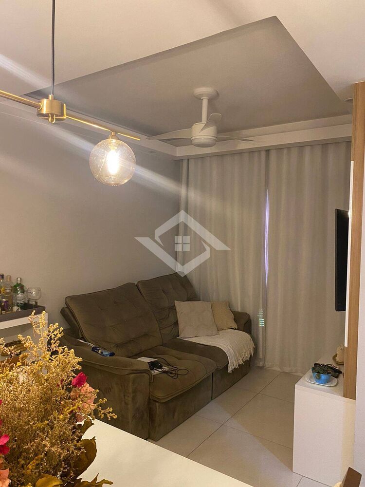Apartamento à venda com 2 quartos, 45m² - Foto 2