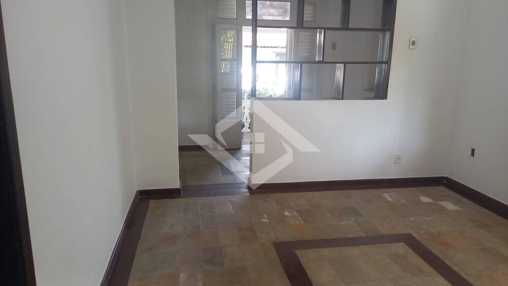 Casa para alugar com 2 quartos, 84m² - Foto 2