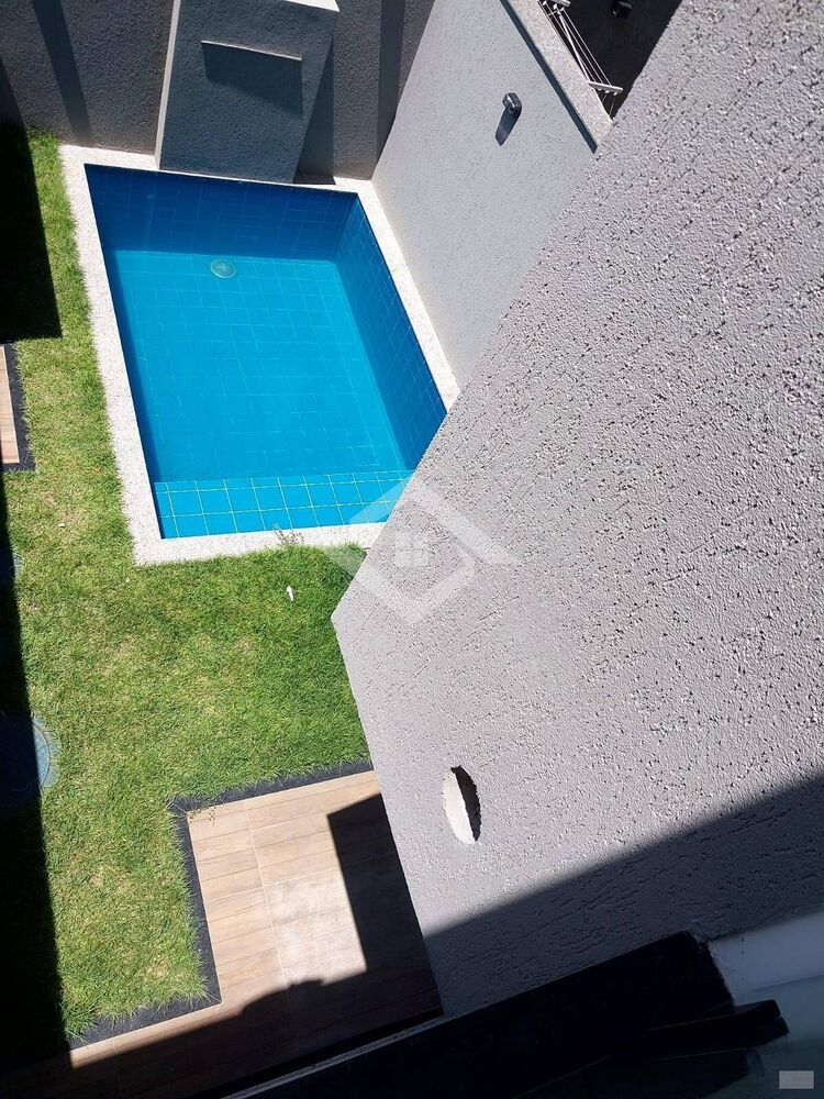 Casa à venda e aluguel com 2 quartos, 120m² - Foto 1