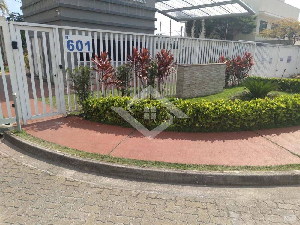 Casa à venda e aluguel com 2 quartos, 120m² - Foto 4
