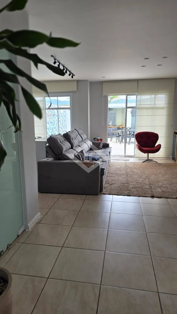 Casa, 3 quartos, 224 m² - Foto 15