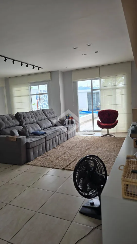 Casa, 3 quartos, 224 m² - Foto 23