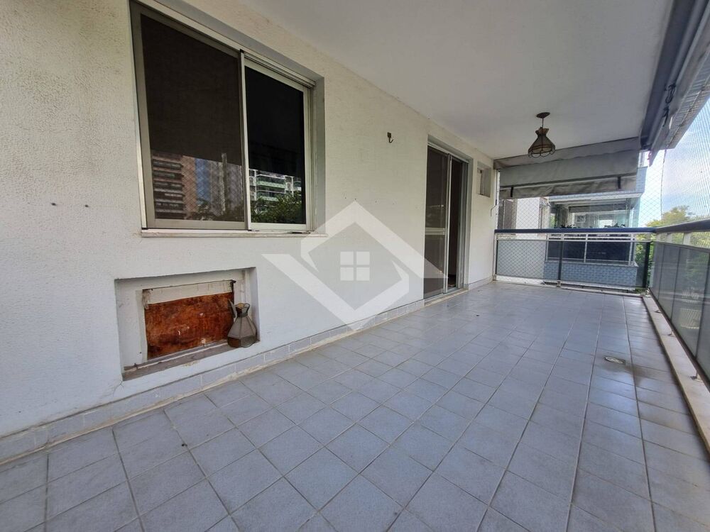 Apartamento à venda com 2 quartos, 82m² - Foto 1