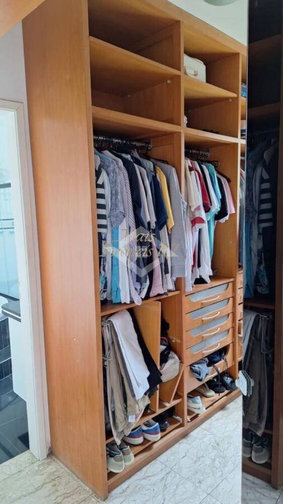 Casa à venda com 4 quartos, 450m² - Foto 3