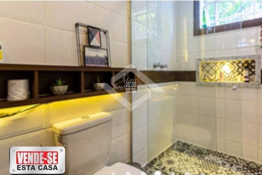 Casa à venda com 4 quartos, 450m² - Foto 7