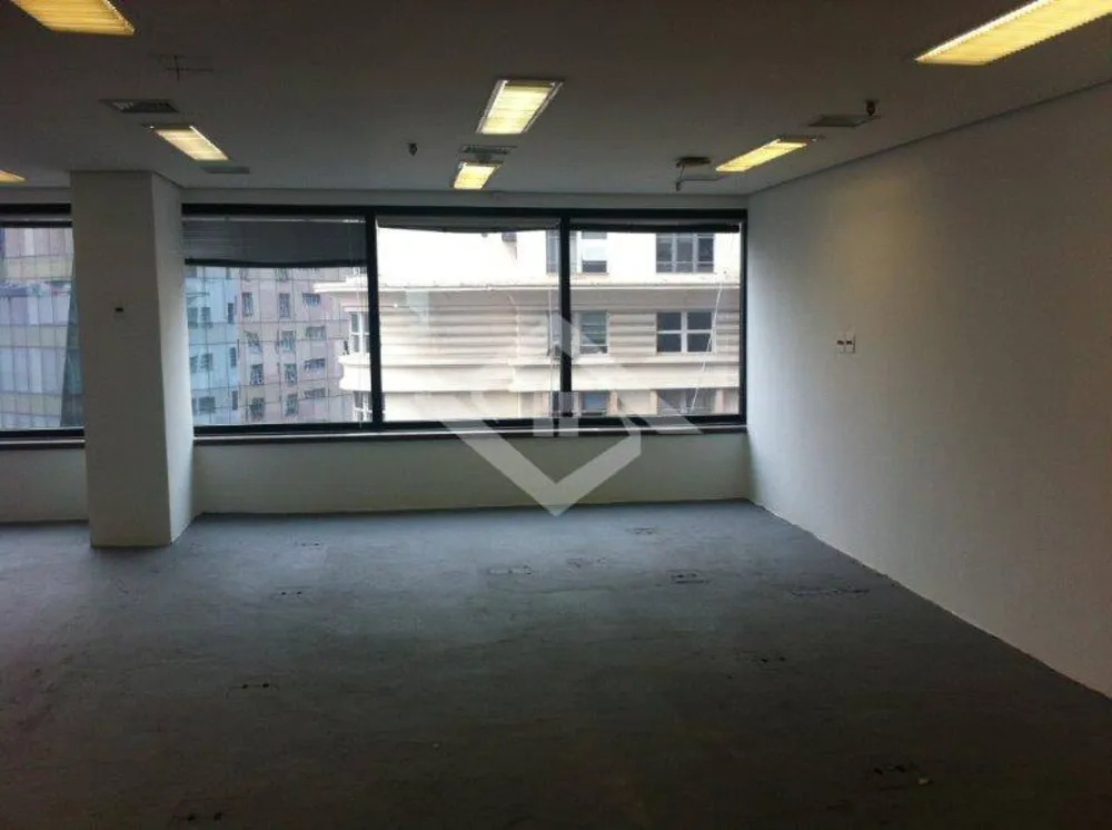 Prédio Inteiro - Foto 1