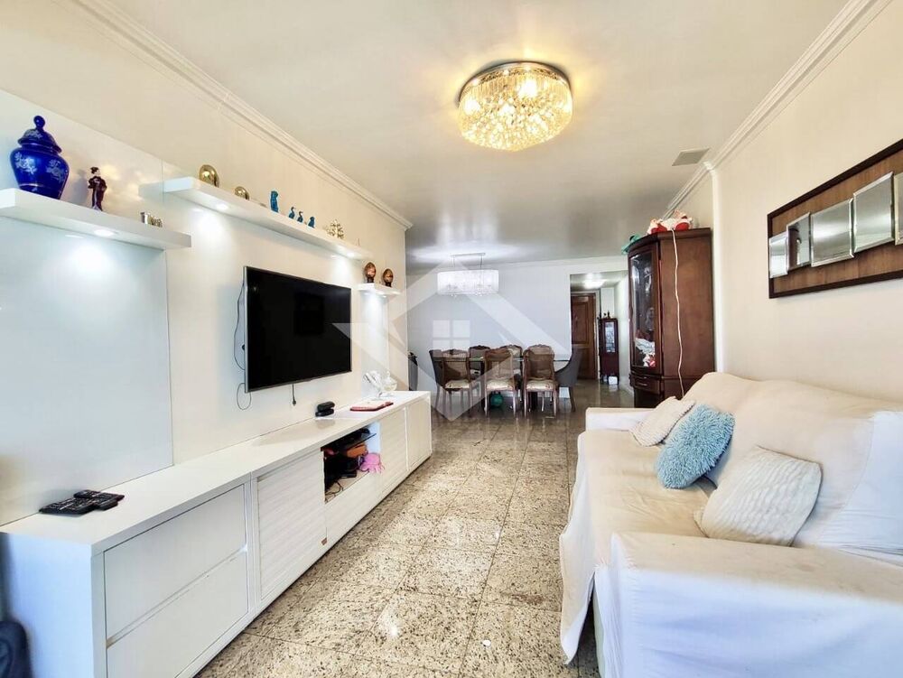Apartamento à venda com 4 quartos, 147m² - Foto 1